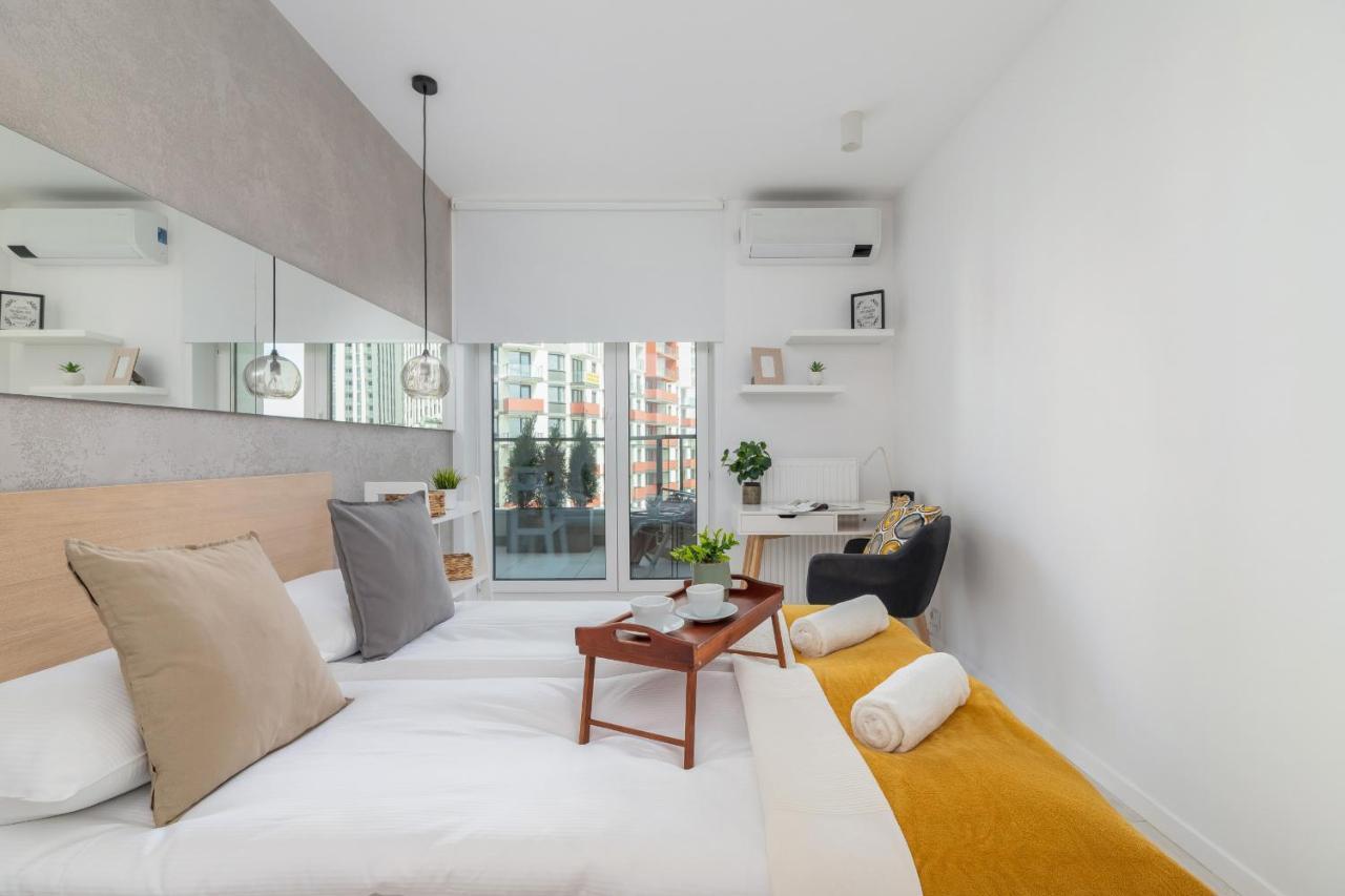 City Centre & Modern Quiet Apartment With Parking By Renters Prestige คราคูฟ ภายนอก รูปภาพ